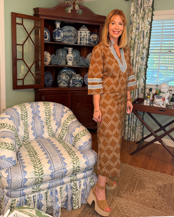 Lucy Collared Caftan Dress in Tobacco Star