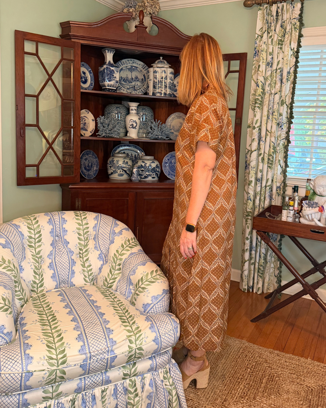 Aerin Block Print Cuffed Midi Dress in Tobacco Star