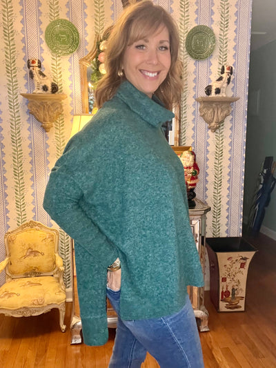 Scottsdale Oversized Sweater in Green