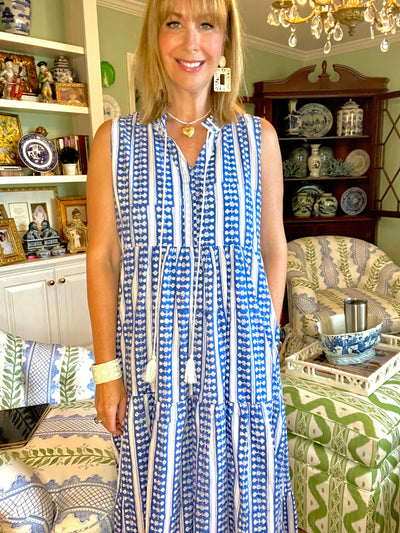 Wimberly Sleeveless Blockprint Maxi Dress in Blue & White