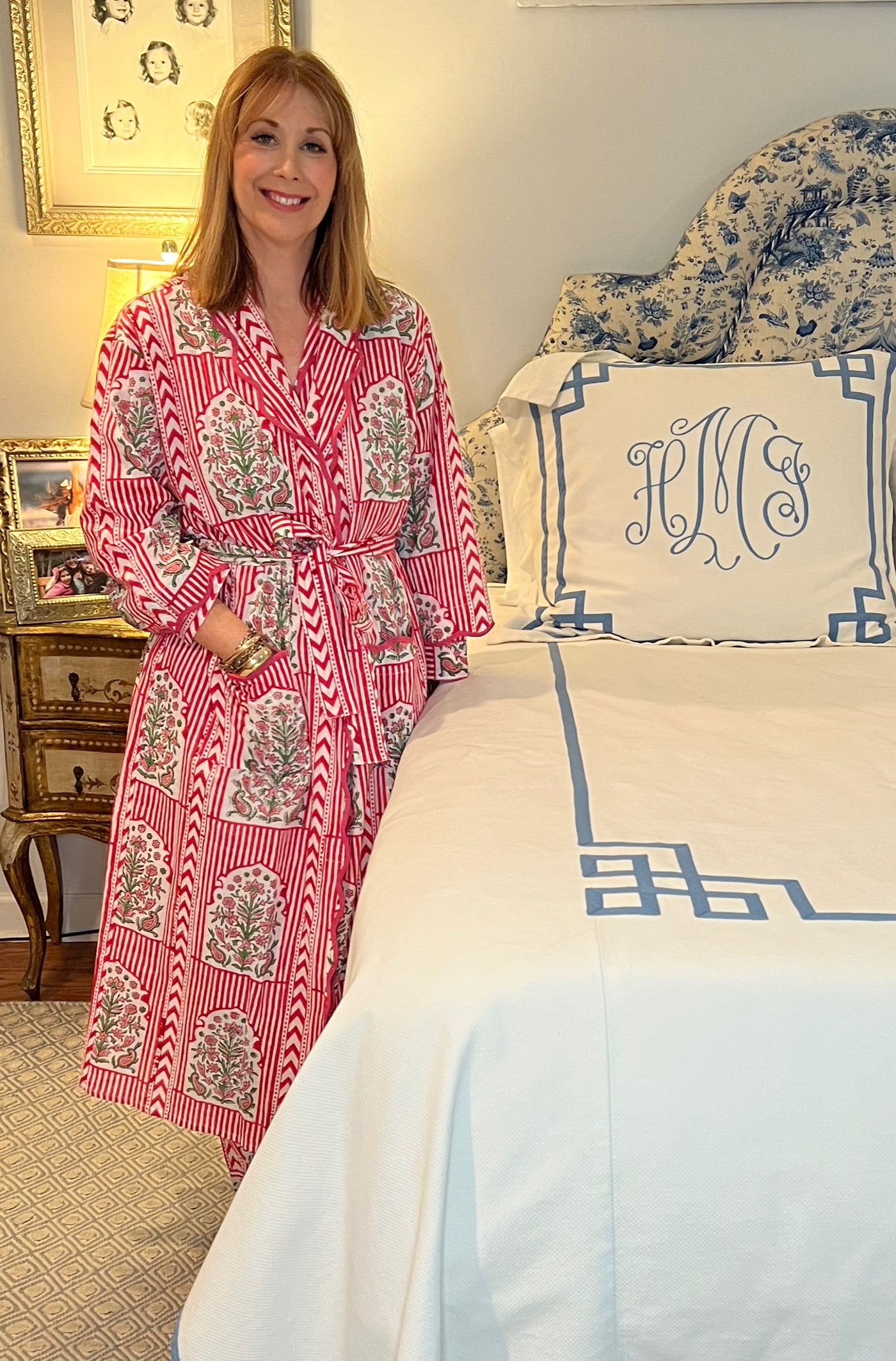 Scalloped Robe in Red Stripe