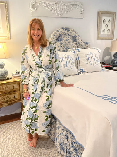Scalloped Robe in Climbing Hydrangea